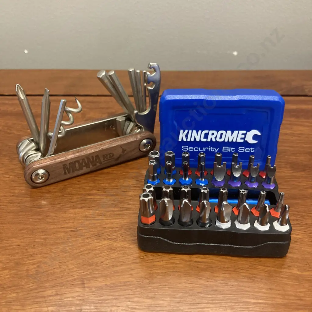 Kincrome 33 Piece Security Bit & Holder Set-1/4" Drive & Moana Road Adventure Tool Multi-Tool, Image 1++